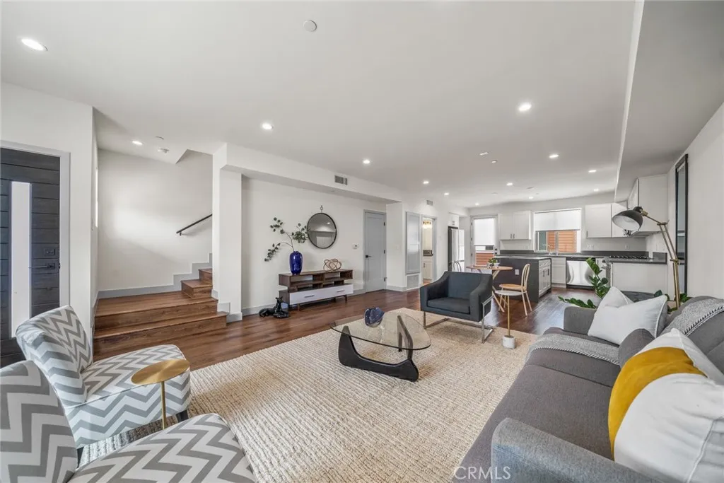 24809 Narbonne Avenue 104 home-pic-16